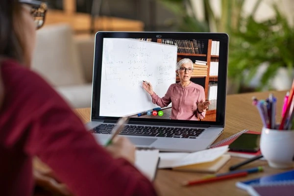 Platzi vs Coursera vs edX_ ¿cuál plataforma de cursos online conviene más en LATAM en 2026
